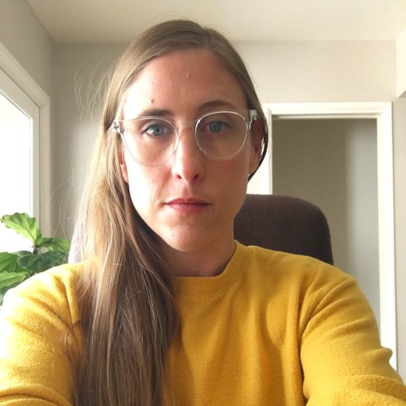 Meet your Posher, Stephanie - Picture 1 of 1